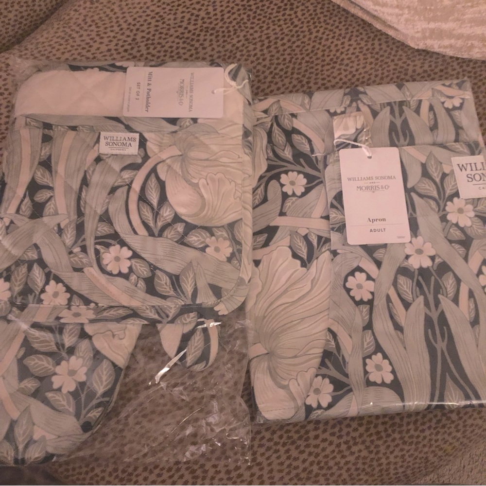 Williams Sonoma kitchen linens🧤